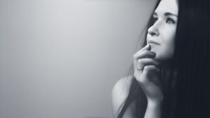 髪が細くなってきたら薄毛の前兆とはどういうこと？