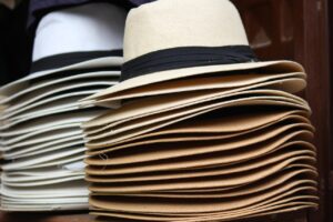 帽子かぶるとはげる原因と対策は？
