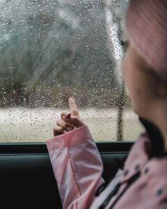 髪の毛が細い人におすすめのヘアケア方法は？